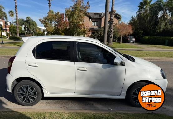 Autos - Toyota Etios XLS 1.5 AT 2022 Nafta 44000Km - En Venta