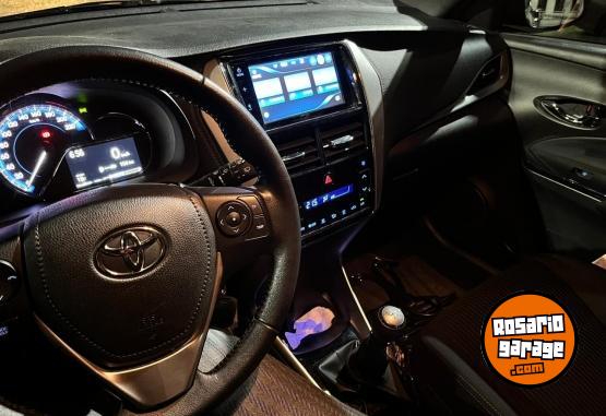 Autos - Toyota YARIS XLS 2019 Nafta 37000Km - En Venta