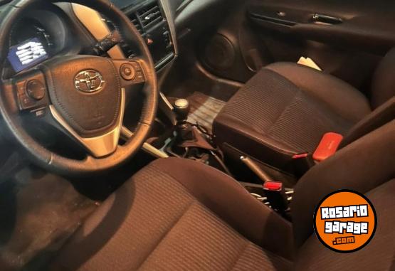 Autos - Toyota YARIS XLS 2019 Nafta 37000Km - En Venta