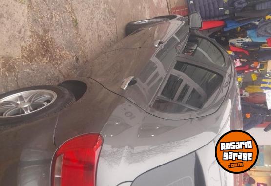 Autos - Volkswagen Gol trend 2013 Nafta 135000Km - En Venta