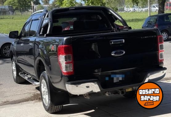 Camionetas - Ford Ranger 2015 Diesel 180000Km - En Venta