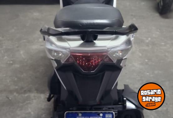 Motos - SYM Jet 2022 Nafta 8000Km - En Venta