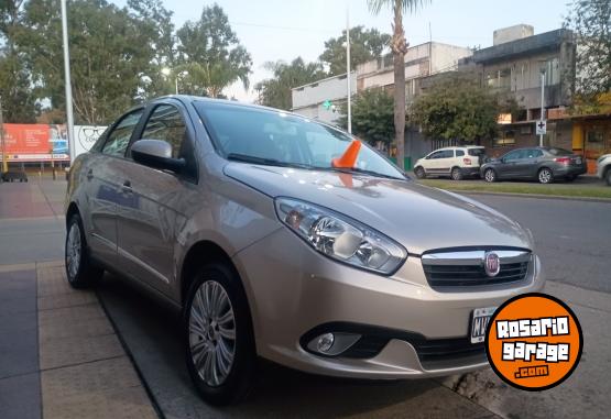Autos - Fiat Grand Siena 2013 Nafta 110000Km - En Venta