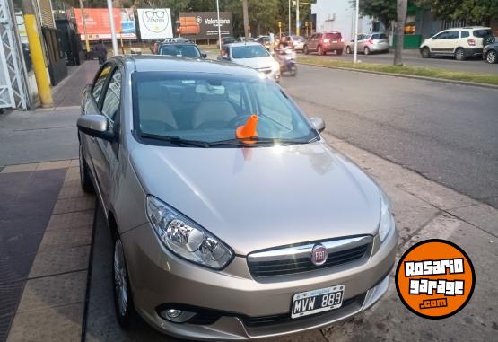 Autos - Fiat Grand Siena 2013 Nafta 110000Km - En Venta