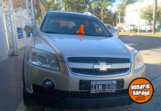 Camionetas - Chevrolet Captiva LT 2010 Diesel 106000Km - En Venta