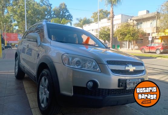 Camionetas - Chevrolet Captiva LT 2010 Diesel 106000Km - En Venta