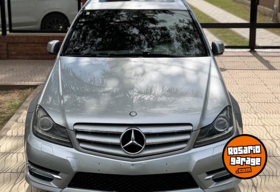 Autos - Mercedes Benz C250 2013 Nafta 102000Km - En Venta