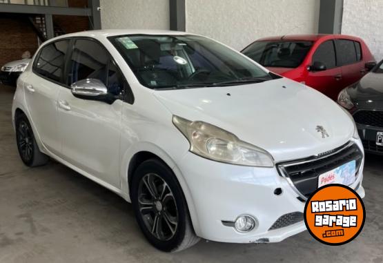 Autos - Peugeot 208 2014 Nafta 111Km - En Venta