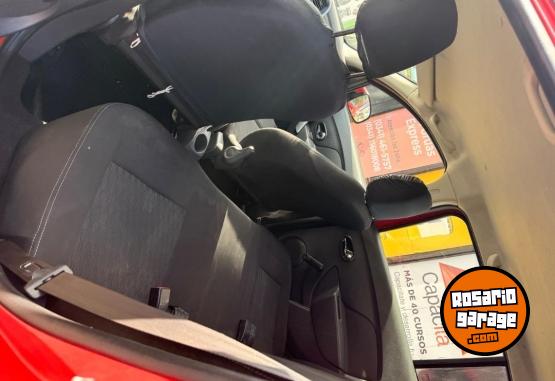 Autos - Renault Sandero dynamique 2019 Nafta 89000Km - En Venta
