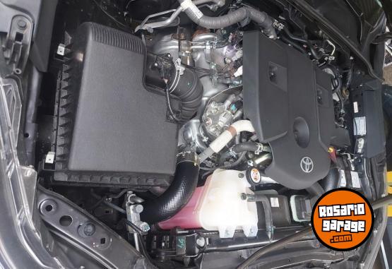 Camionetas - Toyota Hilux SR 4x2 2022 Diesel 40000Km - En Venta