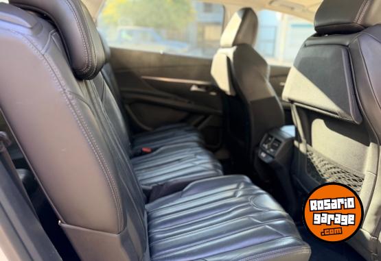 Camionetas - Peugeot 5008 Allure plus 7 Asient 2017 Nafta 180000Km - En Venta