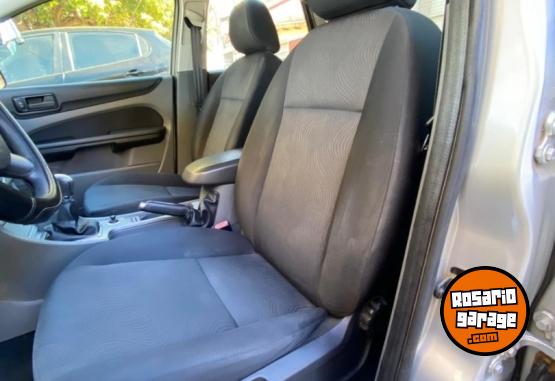 Autos - Ford Trend 1.6 2011 Nafta 160000Km - En Venta