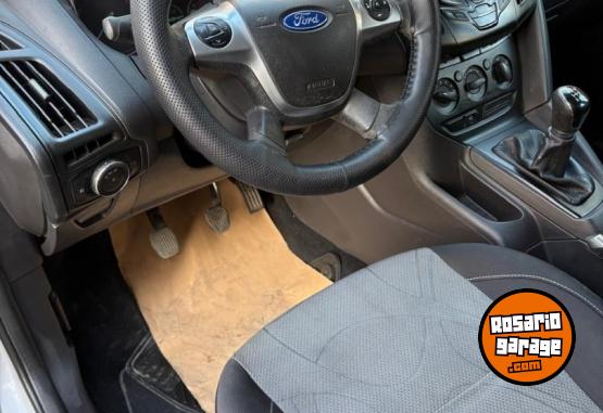 Autos - Ford Focus S 1.6 2014 Nafta 123000Km - En Venta