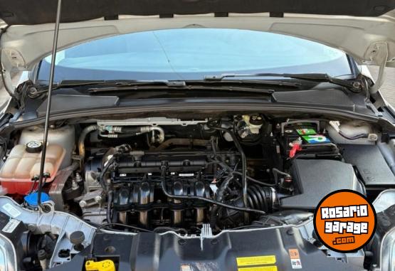 Autos - Ford Focus S 1.6 2014 Nafta 123000Km - En Venta