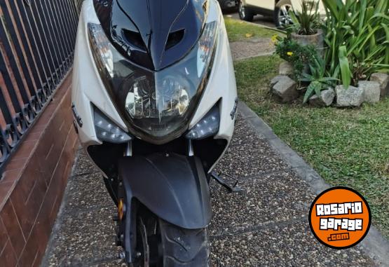 Motos - Zanella Cruiser x 2018 Nafta 12500Km - En Venta