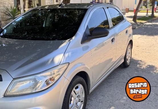 Autos - Chevrolet Onix 2016 Nafta 142000Km - En Venta