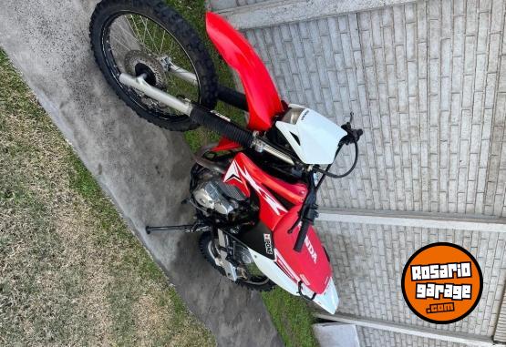 Motos - Honda xr 250 tornado 2016 Nafta 33700Km - En Venta