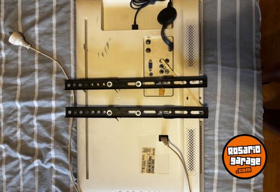 Hogar - Televisor Philips 24’ HD - En Venta