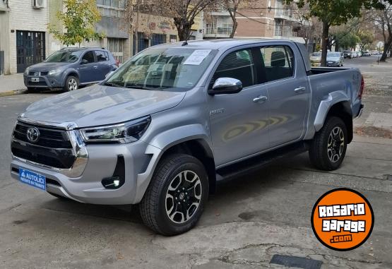 Camionetas - Toyota Hilux SRX 4X4 AT 2026 Diesel 0Km - En Venta