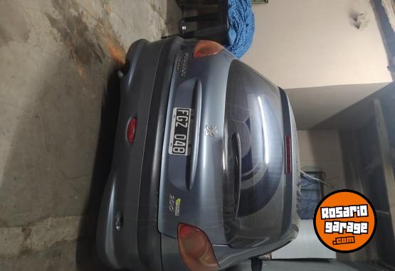 Autos - Peugeot 206 2006 Nafta 200000Km - En Venta