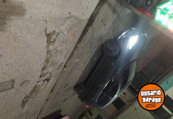 Autos - Peugeot 206 2006 Nafta 200000Km - En Venta