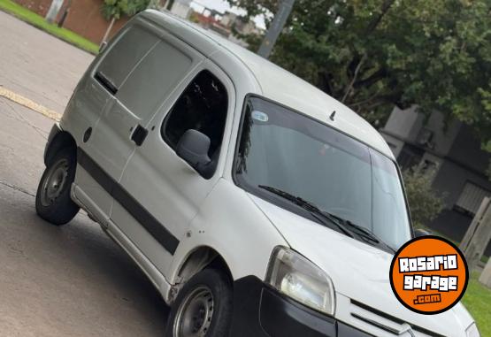 Utilitarios - Citroen Berlingo 2012 GNC 163000Km - En Venta