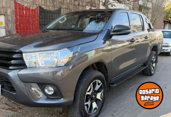 Camionetas - Toyota HILUX 2020 Diesel 130000Km - En Venta