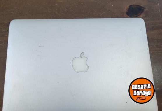 Informática - MacBook Air + Cargador Mag Safe nuevo - En Venta