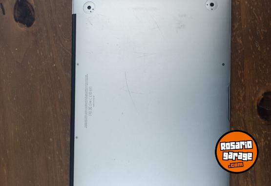 Informática - MacBook Air + Cargador Mag Safe nuevo - En Venta