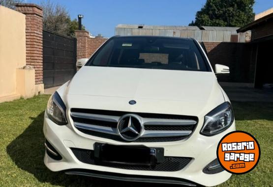 Autos - Mercedes Benz Clase B 2017 Nafta 92000Km - En Venta