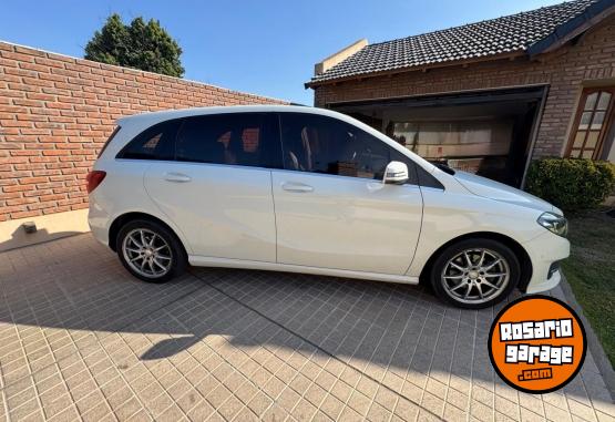 Autos - Mercedes Benz Clase B 2017 Nafta 92000Km - En Venta