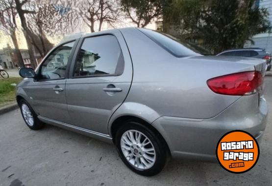 Autos - Fiat SIENA 1.6 EL 2015 Nafta 157000Km - En Venta