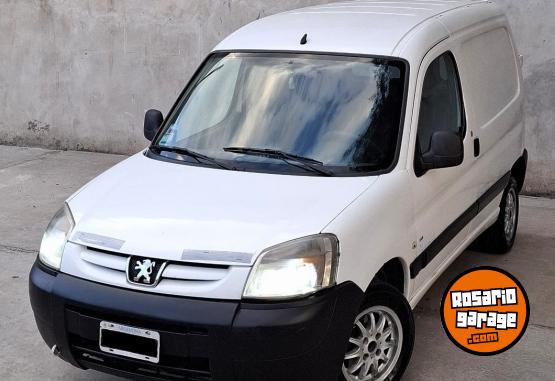 Utilitarios - Peugeot Partner 2012 Diesel 230000Km - En Venta