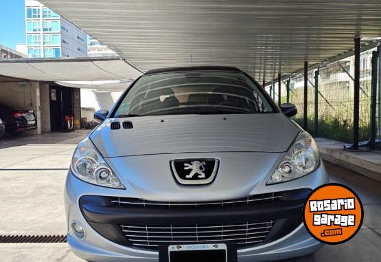Autos - Peugeot 207 2010 Nafta 142500Km - En Venta