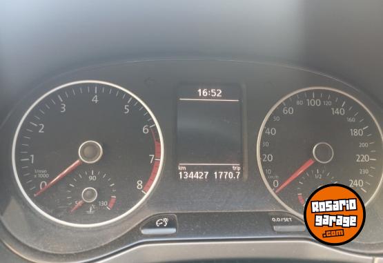 Autos - Volkswagen SURAN COMFORTLINE 2016 GNC 134000Km - En Venta
