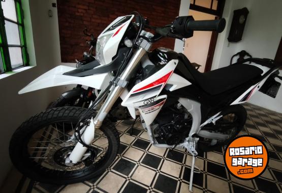 Motos - Guerrero Tundra 250 GXR 2021 Nafta 19000Km - En Venta