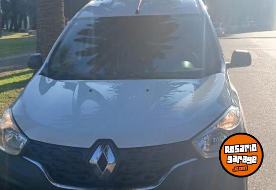 Utilitarios - Renault Kangoo Express Confort 2020 Nafta 139000Km - En Venta