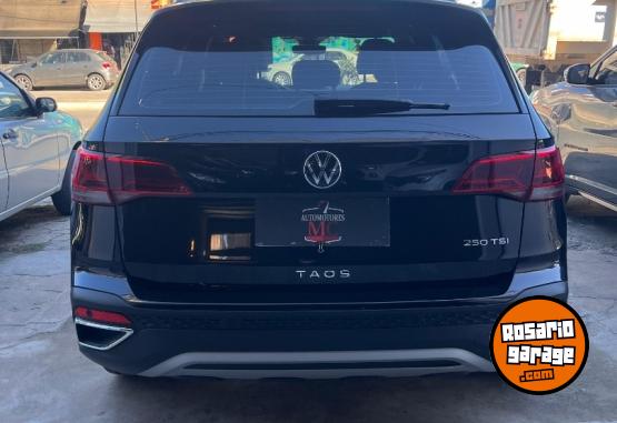 Autos - Volkswagen TAOS 2025 Nafta 17000Km - En Venta