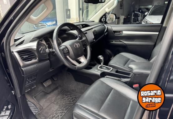 Camionetas - Toyota Hilux 2023 Diesel 50000Km - En Venta