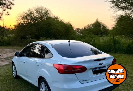 Autos - Ford Focus 2016 Nafta 141600Km - En Venta