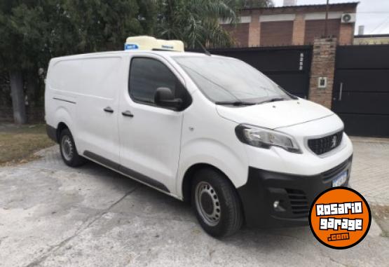 Utilitarios - Peugeot Expert 2022 Diesel 111111Km - En Venta
