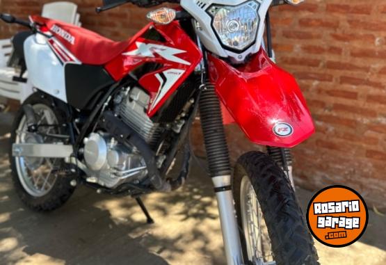 Motos - Honda XR 250 2023 Nafta 3750Km - En Venta