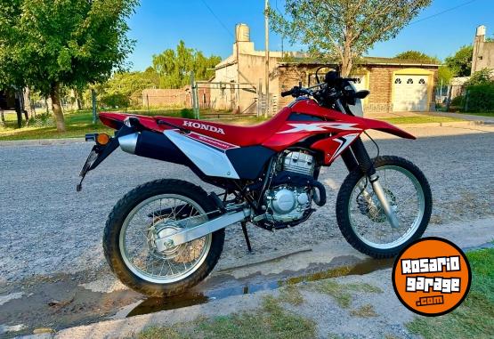 Motos - Honda XR 250 2023 Nafta 3750Km - En Venta