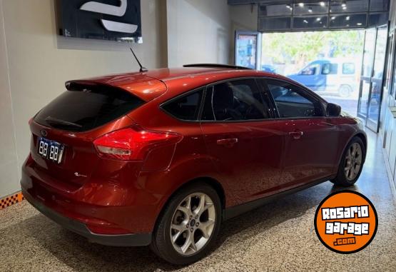 Autos - Ford Focus SE plus 2017 Nafta 101000Km - En Venta