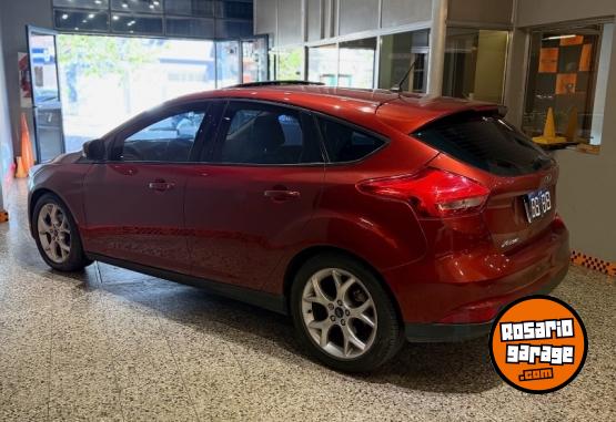 Autos - Ford Focus SE plus 2017 Nafta 101000Km - En Venta