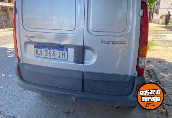 Utilitarios - Renault Kangoo 2016 Nafta 150000Km - En Venta