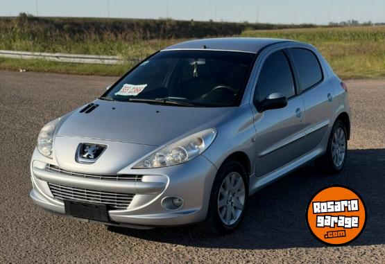 Autos - Peugeot 207 compact 2013 Nafta 156000Km - En Venta