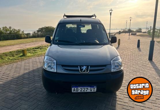 Utilitarios - Peugeot Partner 2018 Diesel 63000Km - En Venta