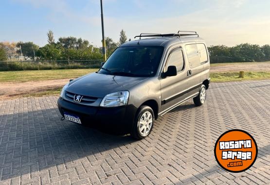 Utilitarios - Peugeot Partner 2018 Diesel 63000Km - En Venta