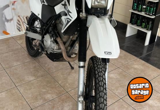 Motos - Honda TORNADO 250CC 2015 Nafta - En Venta